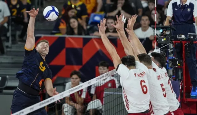 A Milli Erkek Voleybol Takımı, Romanya'ya Yenildi