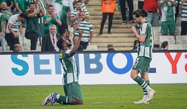 Bursaspor 4 : 0 İstanbulspor