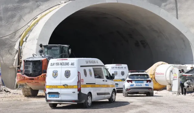 Tünel İnşaatında İş Cinayeti: Demirlerin Arasına Sıkışan İşçi Hayatını Kaybetti