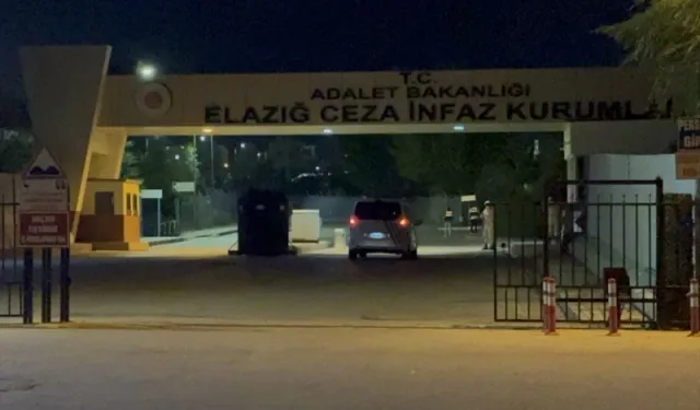 Elazığ'daki Cezaevi Yangınında Dumandan Etkilenen Mahkumlar Tedavi Edildi