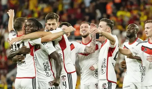 Göztepe 2 : 4 Gaziantep FK