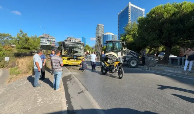 Beşiktaş’ta Feci Kaza! İETT Otobüsü İş Makinesine Çarptı: 1’i Ağır, 5 Yaralı