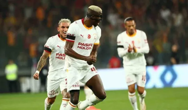 Galatasaray'a Osimhen Şoku! Maça Devam Edemedi