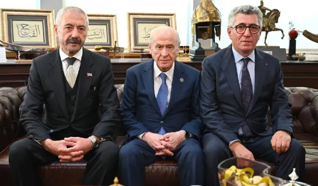 Uzun Süredir Husumetlilerdi: Sarallar ve Şahinler Bahçeli'nin Makamında Barıştı