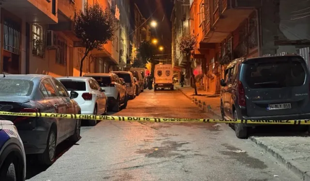 İstanbul'da Bir Evde Silahlı Kavga: 3 Ağır Yaralı