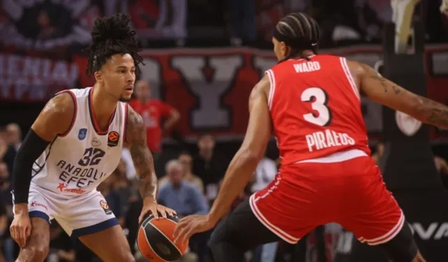 Anadolu Efes, Olympiakos'a Kaybetti