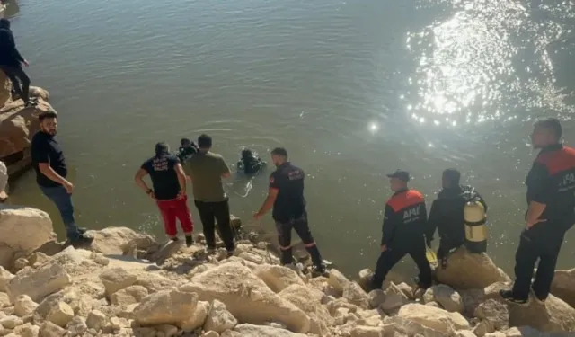Batman'da Çaya Giren 17 Yaşındaki Genç Boğuldu