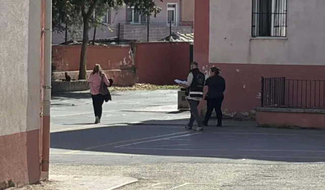 Edirne'de Okula Silah Getiren Öğrenci Yakalandı