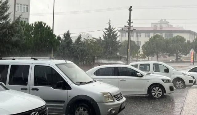 Kahramanmaraş'ta Sağanak Sonrası Dolu Yağışı