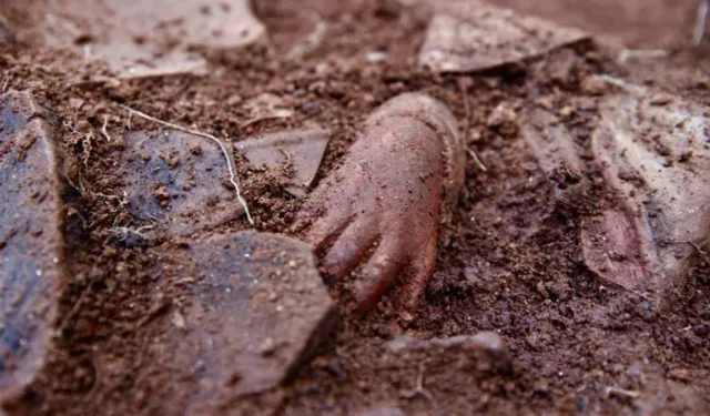 2 Bin 300 Yıllık Kalede Dionysos Kültü Gün Yüzüne Çıktı