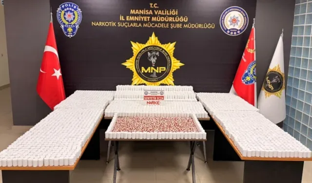 Manisa'da Otomobilde 225 Bin 960 Uyuşturucu Hap Bulundu