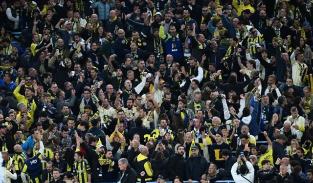 Aston Villa - Fenerbahçe Maçında Yaşanan İzdihamda 2 Türk Taraftar Gözaltına Alındı