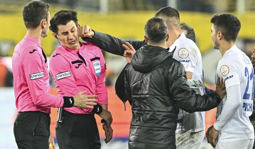 Türk futbolunda kara gece! MKE Ankaragücü Başkanı Faruk Koca'dan Hakem Halil Umut Meler'e yumruklu saldırı!