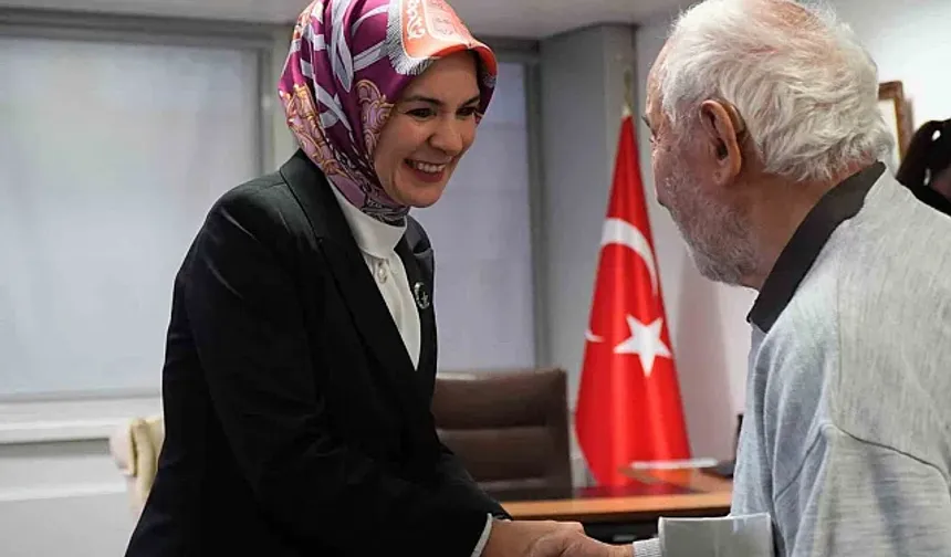 Aile ve Sosyal Hizmetler Bakanı Göktaş, Cenevre'de Türklerle bir araya geldi