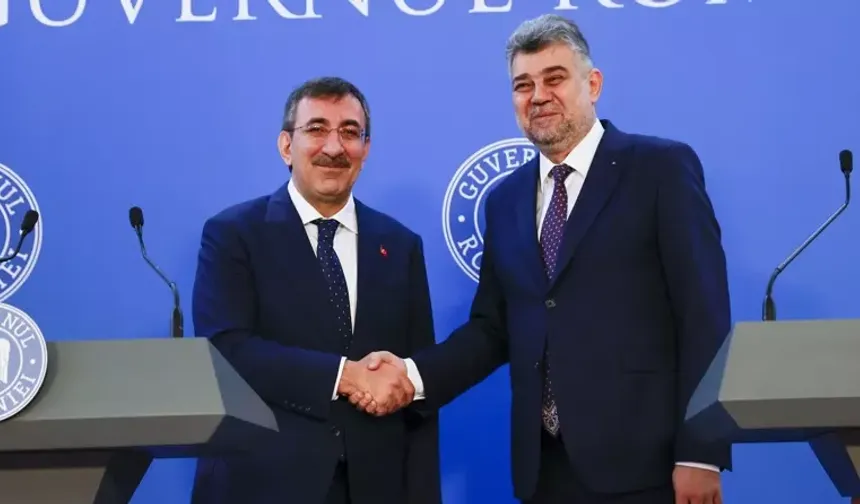 Cumhurbaşkanı Yardımcısı Yılmaz, Romanya Başbakanı Ciolacu ile bir araya geldi