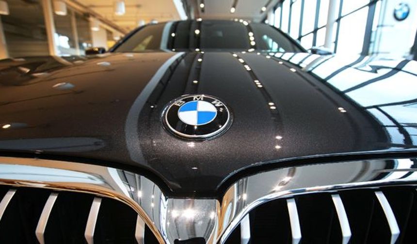 BMW'nin sorunları bitmiyor! 700 bin aracını geri çağırdı