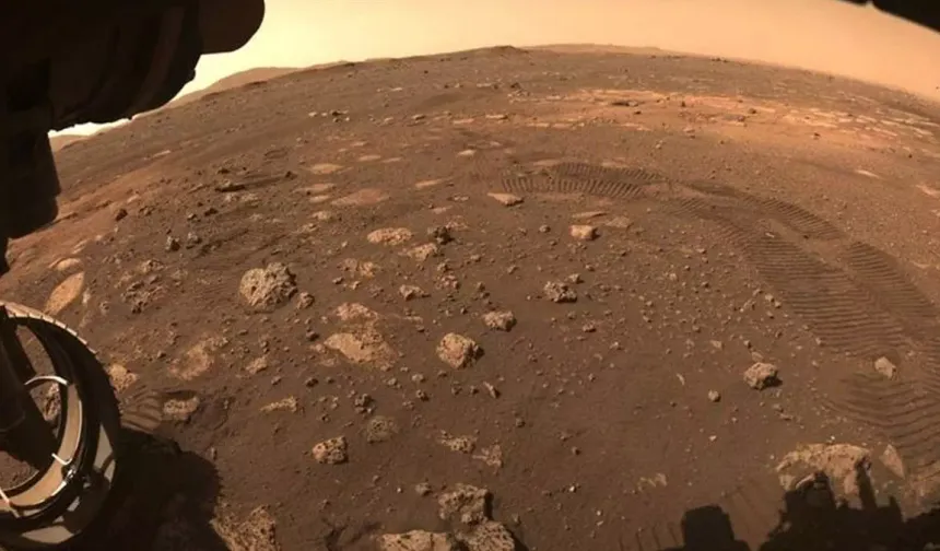 Mars’ta Bulunması İmkânsız Görünen Kaya Bilim İnsanlarını Şaşırttı