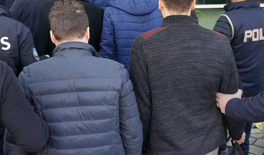 Suç Örgütüne Darbe: Elebaşı ile Bağlantılı 13 Kişi Yakalandı