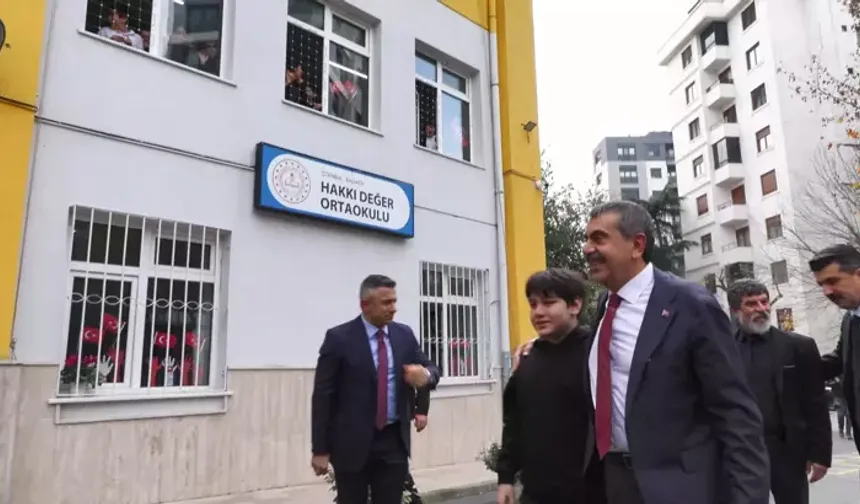 Bakan Tekin: Eğitimde Öğretmenin Yerini Kimse Alamaz