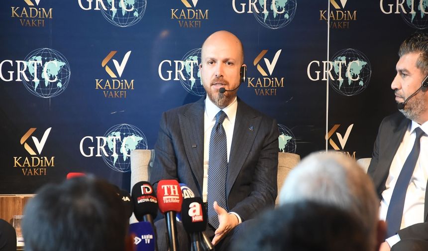 Bilal Erdoğan Kütahya’daki Panelde Katılımcılarla Buluştu