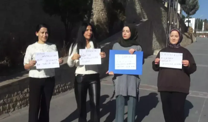 Batman’da İşitme Engellilerden 3 Dakikalık Sessizlik Etkinliği