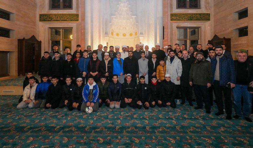 Vali Gül, “Aileler Sabah Namazında Buluşuyor” Programına Katıldı