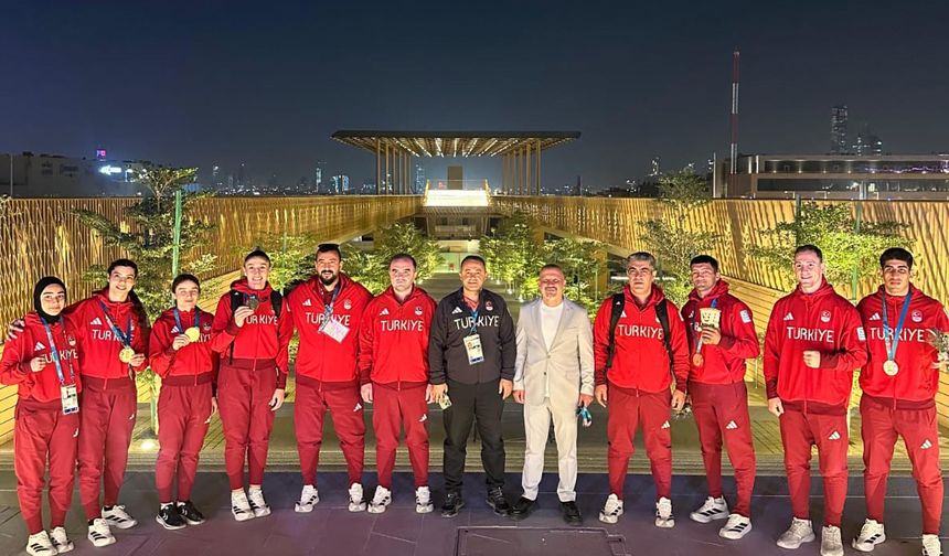 ‘Altın Kızlar’ Muaythai’de Şampiyonluğu Korumayı Hedefliyor