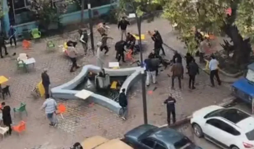 Manisa'da 80 kişilik kavgada taş, sopa ve silahlar kullanıldı