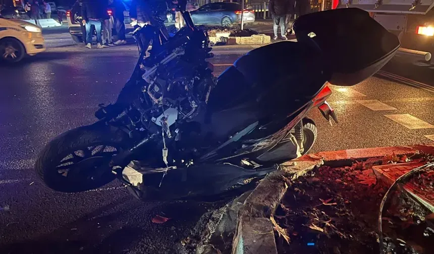 Muğla'da feci kaza: Motosiklet sürücüsü can verdi