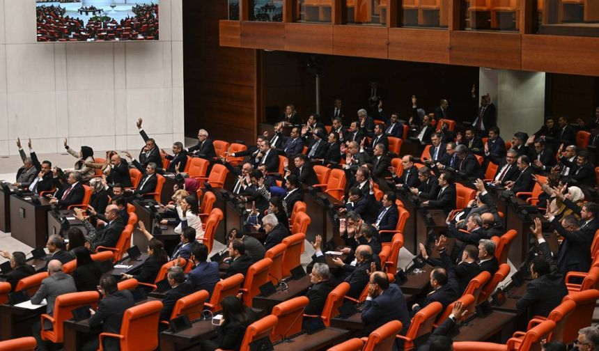 TBMM Genel Kurulu'nda iki bakanlığın bütçeleri kabul edildi