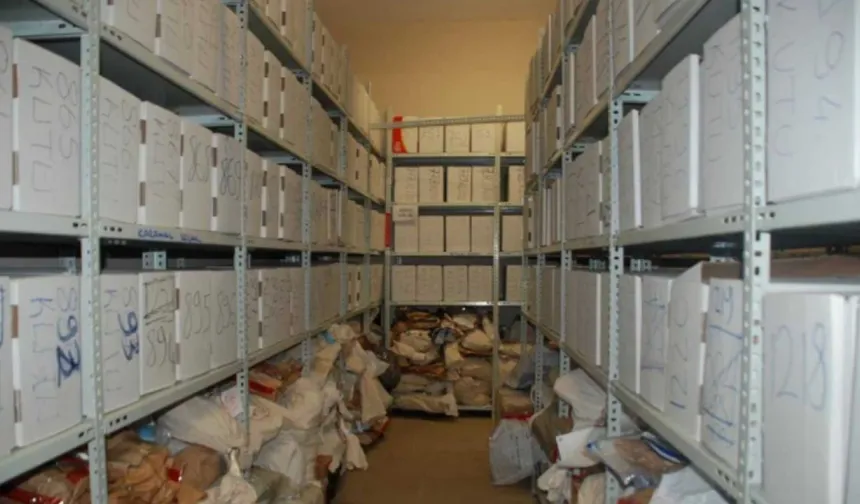 Ziynet Eşyalarını Çalan Memur İçin Tutuklama Talebi