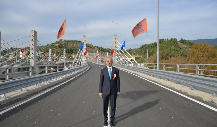 Uraloğlu: Bölünmüş Yol Ağı, Dünya Çevresinin 4’te 3’üne Erişti