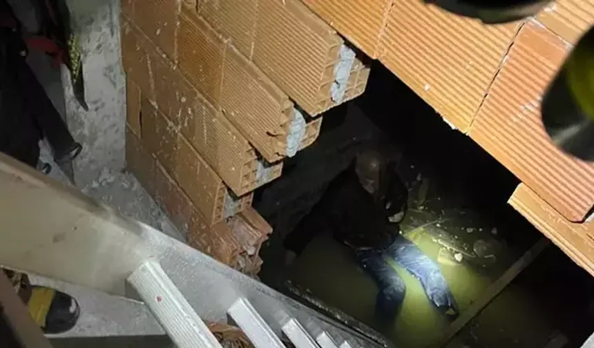 Balıkesir’de Asansör Boşluğuna Düşen Kişi Kurtarıldı