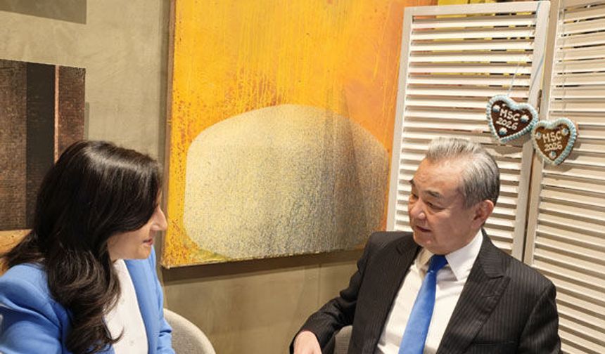 Çin İle Kanada Arasında Kritik Görüşme