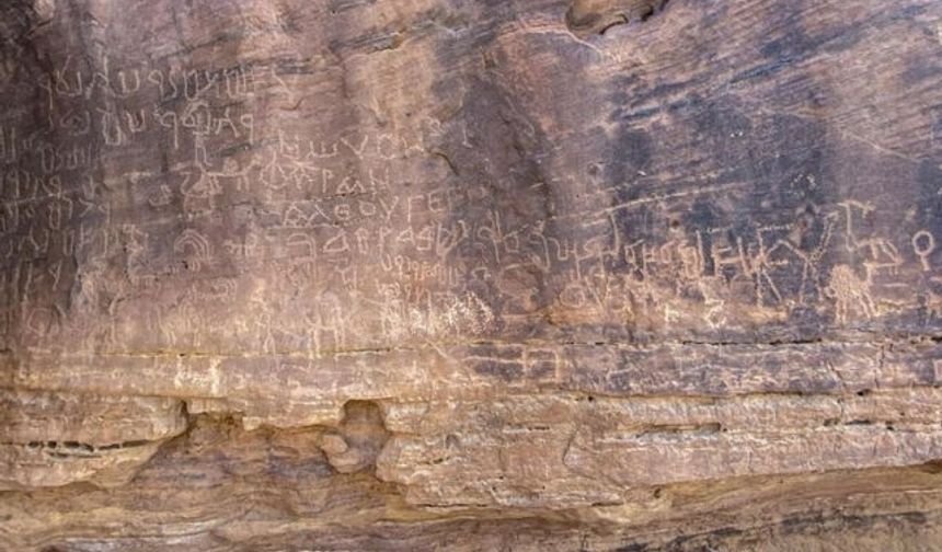 Mısır’da 10 Bin Yıllık Arkeolojik Alan Keşfedildi