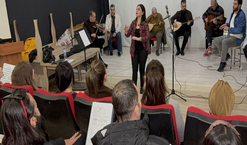 Amida Medeniyetler Korosu Nisan'da Sahnede