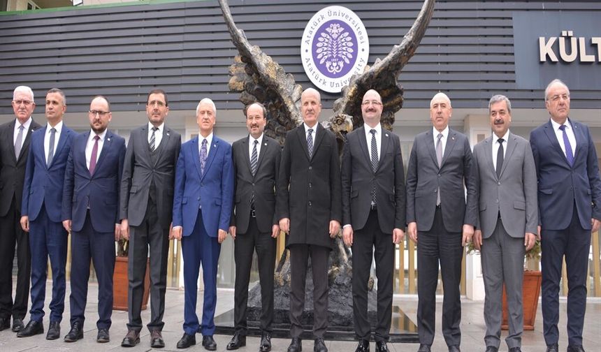 YÖK Başkanı Özvar’dan Eğitimde Yeni Vizyon Mesajı