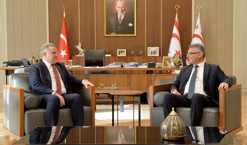 KKTC Cumhurbaşkanı Erhürman, Bakan Bak İle Bir Araya Geldi