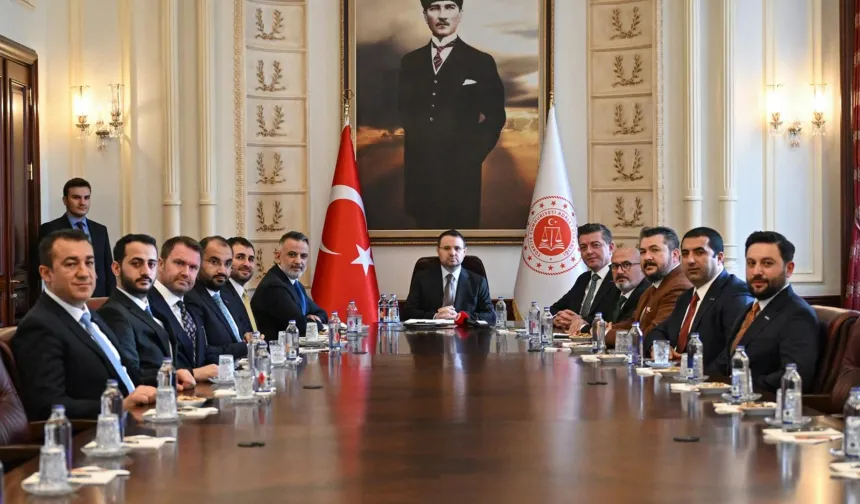 Bakanlıktan, "Tutuklamak Zorundayım" İddiasına Yalanlama