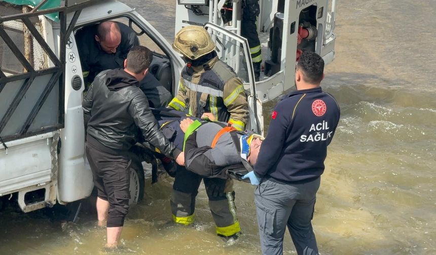 Acı Haber Geldi: Dereye Uçan Sürücü Hayatını Kaybetti