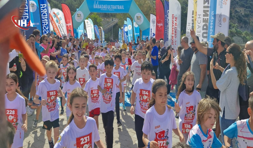 Fethiye Babadağ’da Çocukların Zaferi: 23 Nisan Koşusu Nefes Kesti