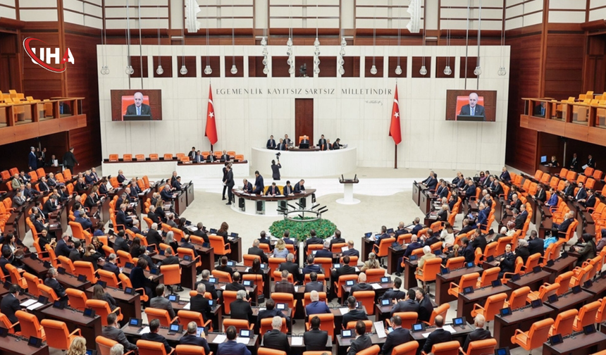 TBMM’de Kritik Mesai: Doğum İzni ve Sosyal Medya Düzenlemesi Gündeme Geldi