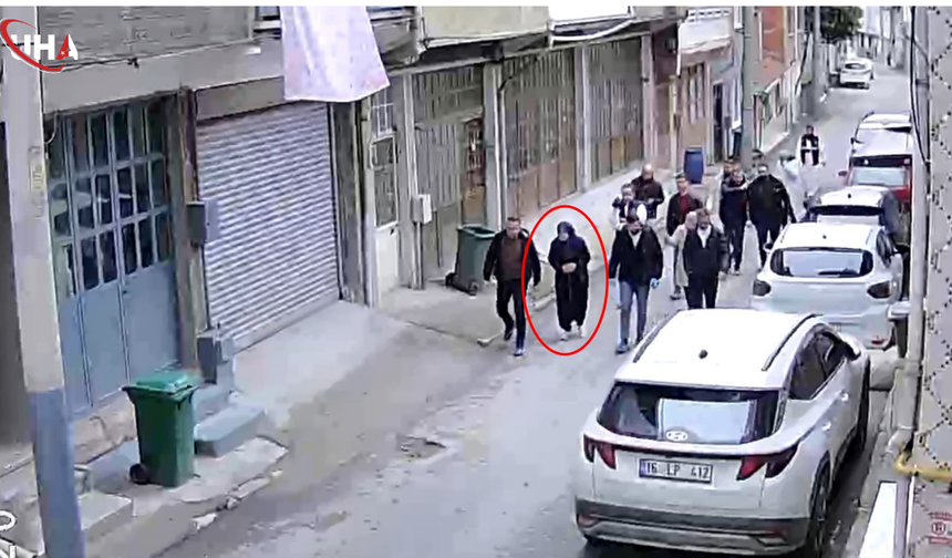 Eşini Katledip Parçalara Ayırmıştı: Parçaları Attığı Yerleri Tek Tek Gösterdi