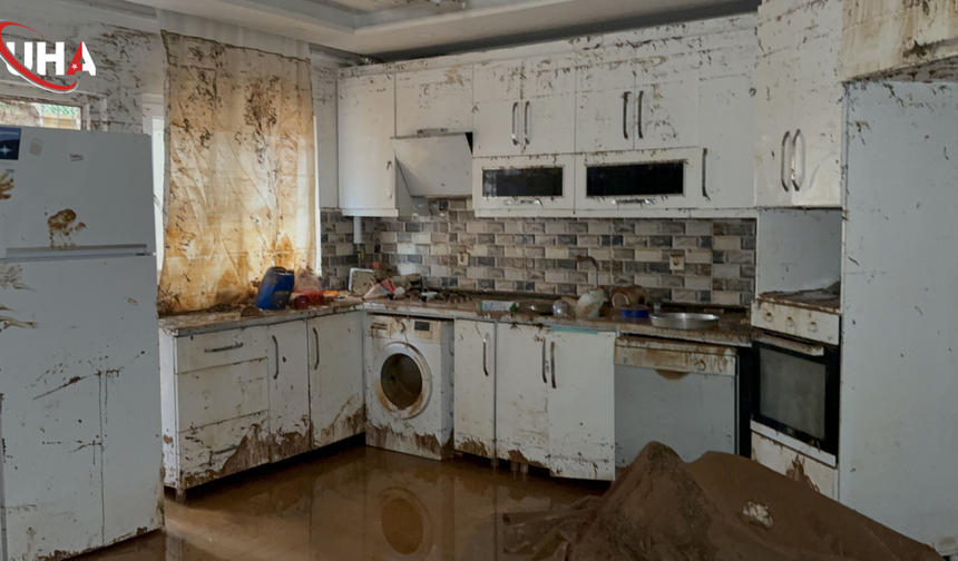 Midyat’ta Sel Felaketi: 150 Ev Çamur Yığınına Döndü