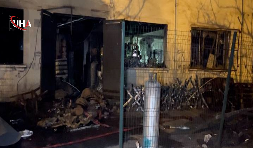 Arnavutköy’de Korkutan Yangın: 1’i Ağır 3 Kişi Yaralandı