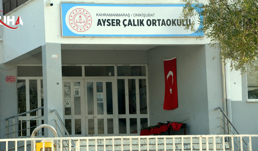 Kahramanmaraş’ta Buruk Bayram: Ayser Çalık Ortaokulu’nda Bu Yıl Zil Sesleri Yerini Hüzne Bıraktı