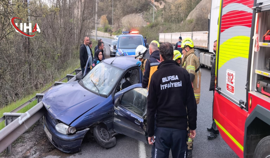 Epilepsi Nöbeti Kazaya Yol Açtı: 2 Kişi Yaralandı