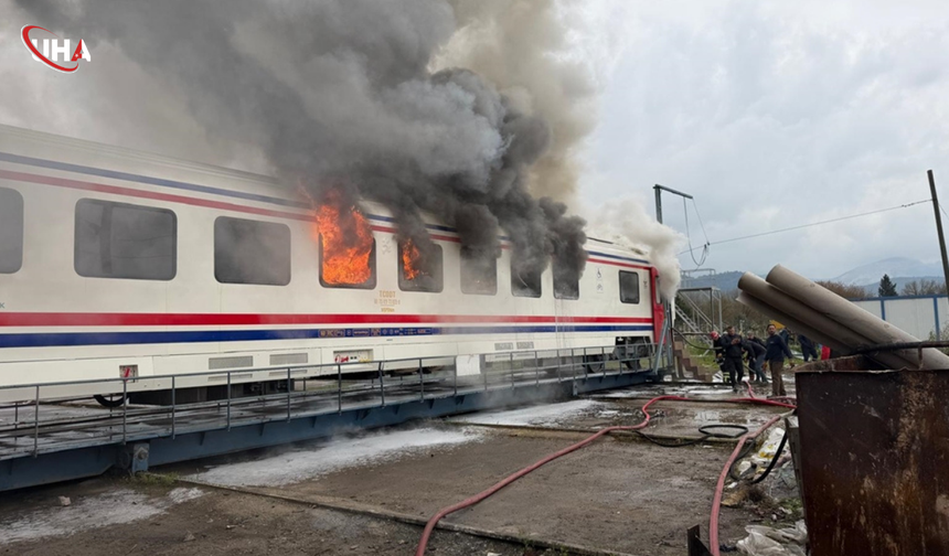 Sakarya’da Vagon Üretim Tesisinde Yangın Çıktı
