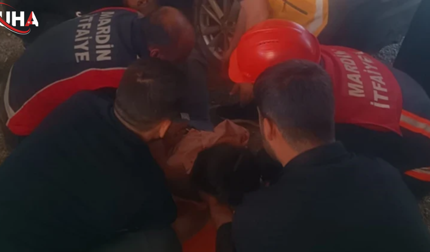 Diyarbakır'da Alt Geçitte Korkutan Kaza