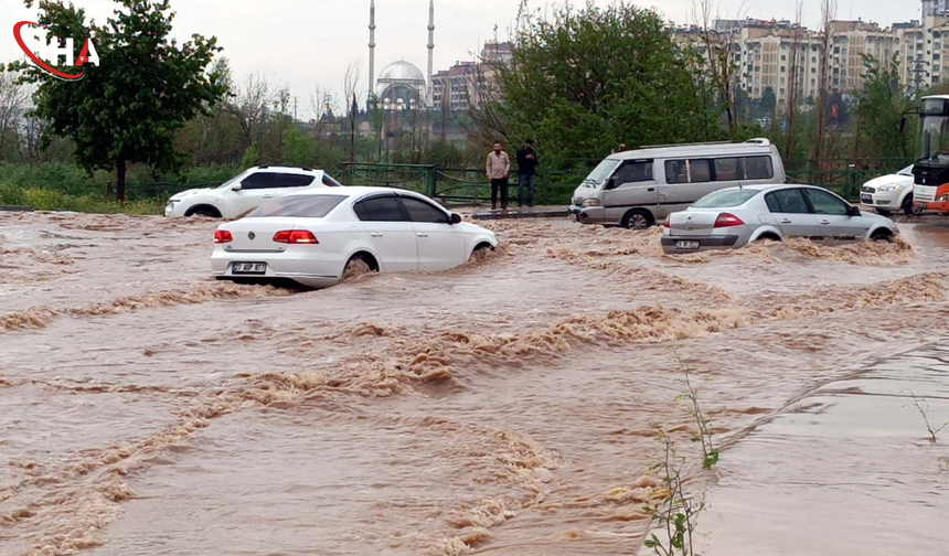 Gaziantep’te Sağanak ve Fırtına: 23 Yaralı